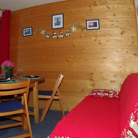 Chaleureux Avec Terrasse, Proche Pistes - 4 Pers, Animaux Ok, Parking En Option - Fr-1-291-772